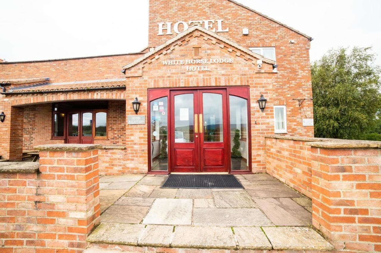 Oyo White Horse Lodge Hotel, East Thirsk Bagby Kültér fotó