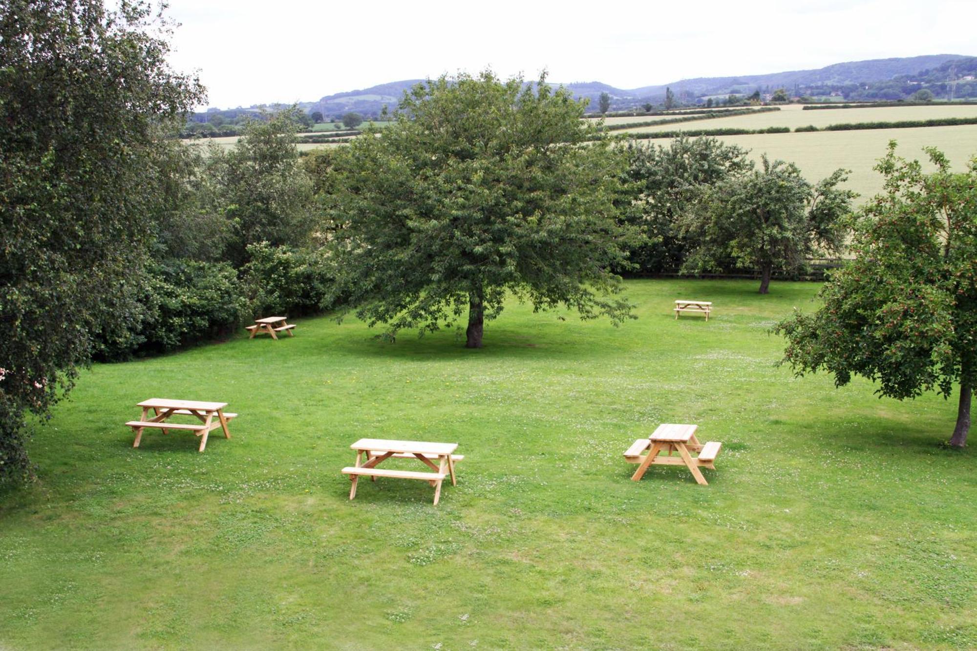 Oyo White Horse Lodge Hotel, East Thirsk Bagby Kültér fotó