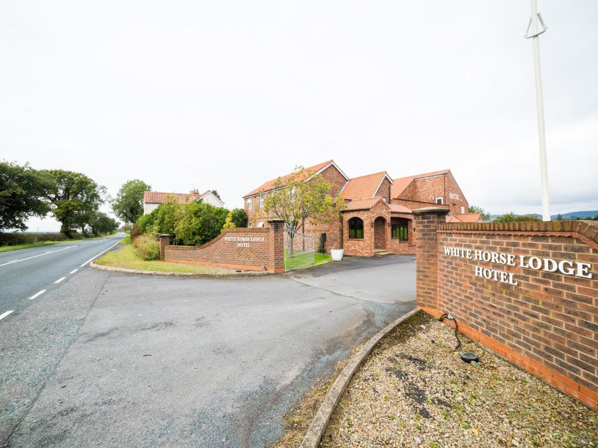 Oyo White Horse Lodge Hotel, East Thirsk Bagby Kültér fotó